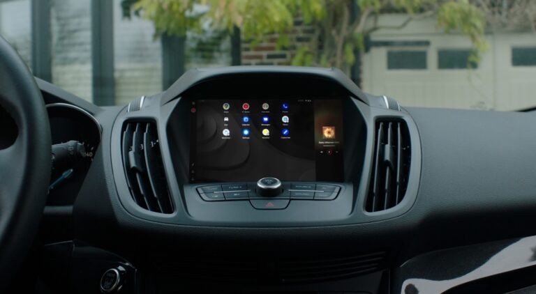 Motorola MA1, el dispositivo que permite disfrutar de Android Auto™ en el automóvil sin utilizar cables