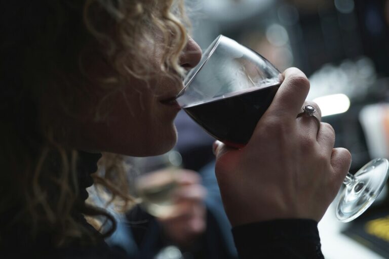 El invierno no es tan frío con La Vinoteca: Descubre los mejores vinos y destilados para esta temporada  