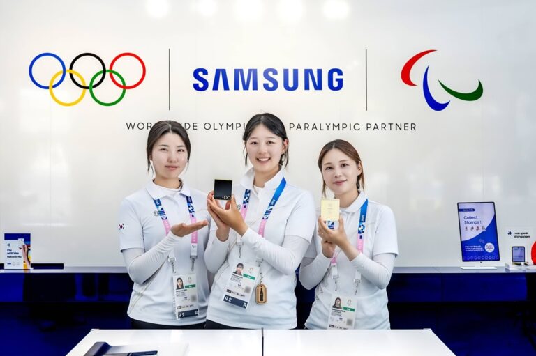 París 2024: Galaxy Z Flip6 Edición Olímpica de la mano de cada atleta en los juegos olímpicos