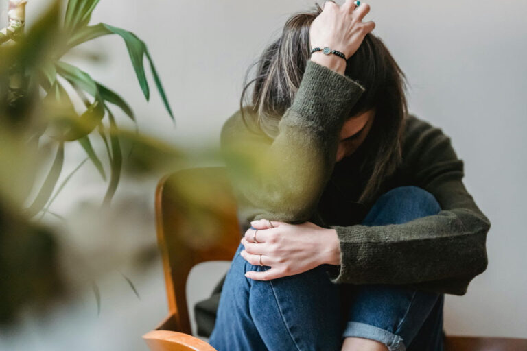 Radiografía a la salud mental de los chilenos en medio de una crisis de seguridad