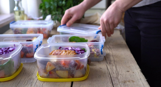 Simplifica tu vuelta a la rutina: transforma tu semana con el “meal prepping”