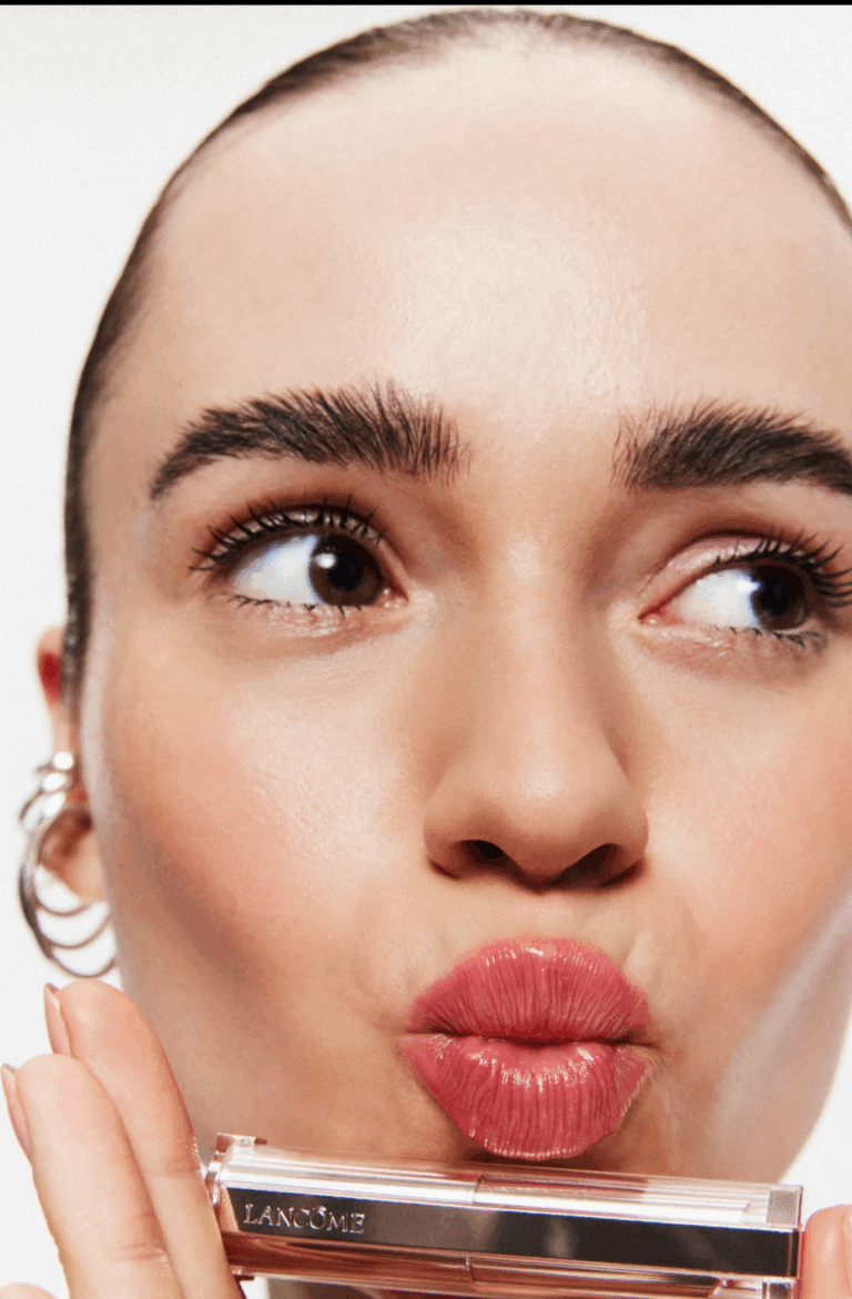 “Elegir tu tono ideal es más fácil de lo que crees”: <br>cómo elegir el labial perfecto según experta