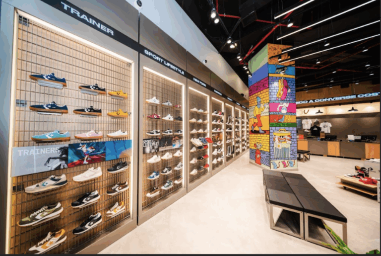 Converse abre la tienda más grande de América en Chile