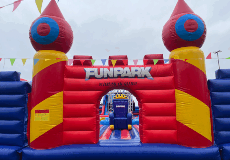 JUEGOS DE AGUA Y MÁS DE 15 MIL M²: FUNPARK LLEGA A CHILE COMO LÍDER INFLABLE EN LATINOAMÉRICA