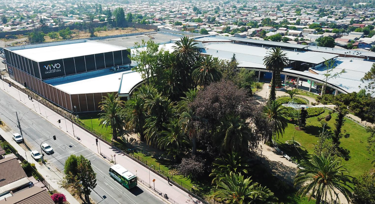 Panorama imperdible al aire libre en Puente Alto: VIVO el verano contigo en VIVO Outlet Parque Los Toros