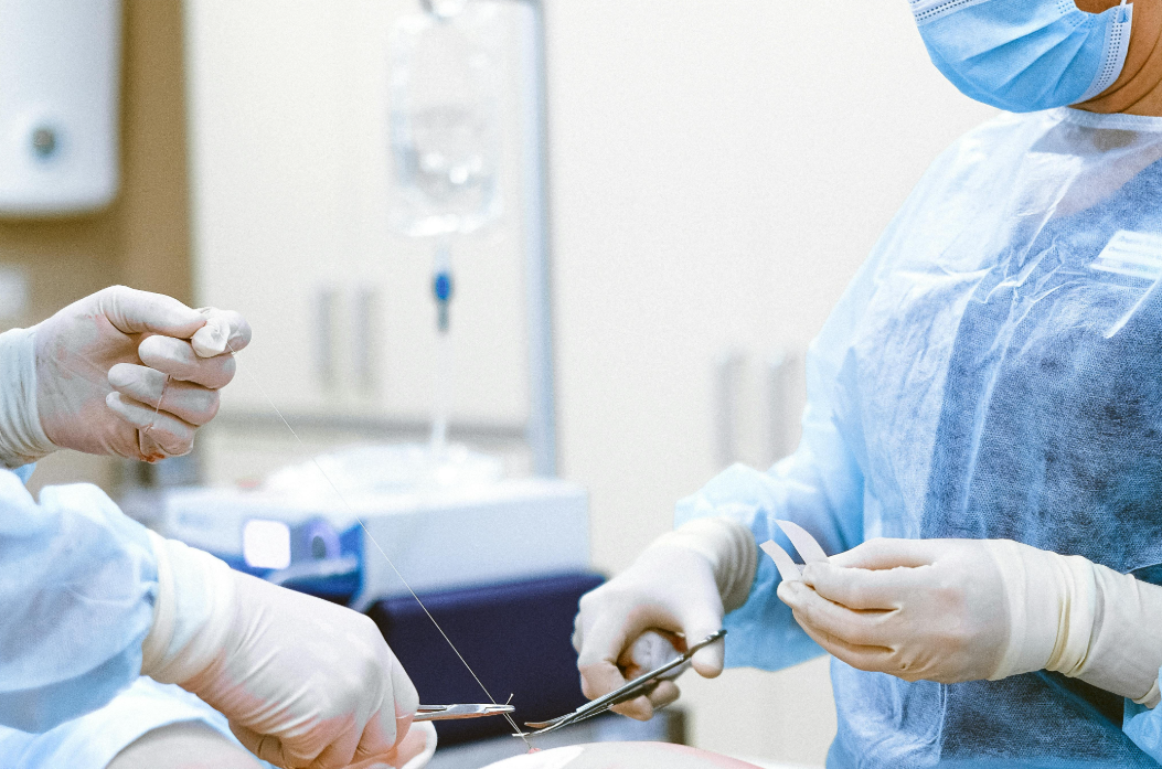 Cuando una cirugía estética se transforma en un riesgo