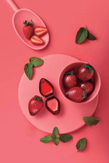 Frutillita Maravillosa de Avon consolida su éxito omnicanal en Chile: ventas récord en venta directa, retail y e-commerce