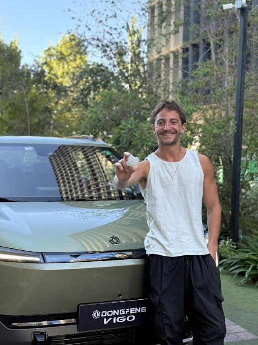 Francisco Reyes Cristi x Dongfeng Vigo: una nueva forma de vivir la movilidad eléctrica