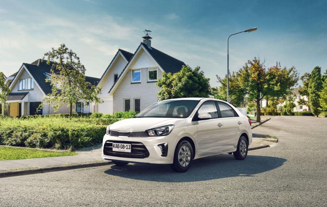 Kia Soluto lidera el segmento de pasajeros en marzo y anuncia mejoras en su catálogo