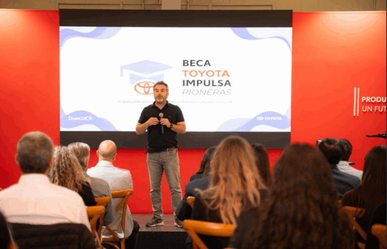 Toyota Chile lanza «Beca Toyota Impulsa – Pioneras” junto a Duoc UC para fomentar la inclusión femenina en el sector automotriz