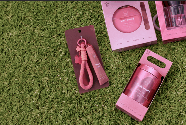 “Gracias por ser”: La nueva campaña de Isadora para el Día de la Madre que  regala inspiración, recuerdos y risas. 