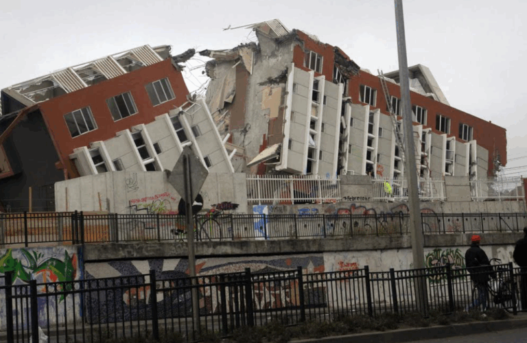 Cerca del 30% edificios en Chile no cuentan con seguros contra sismos