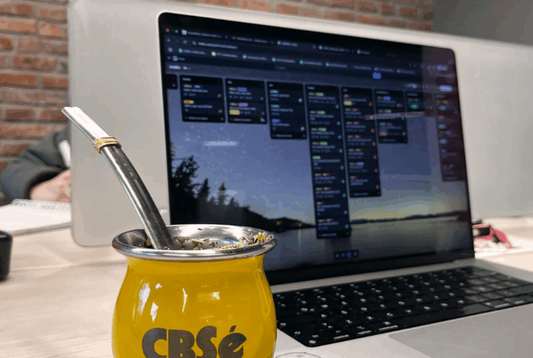 Día de los Trabajadores: el mate como compañero ideal para la oficina