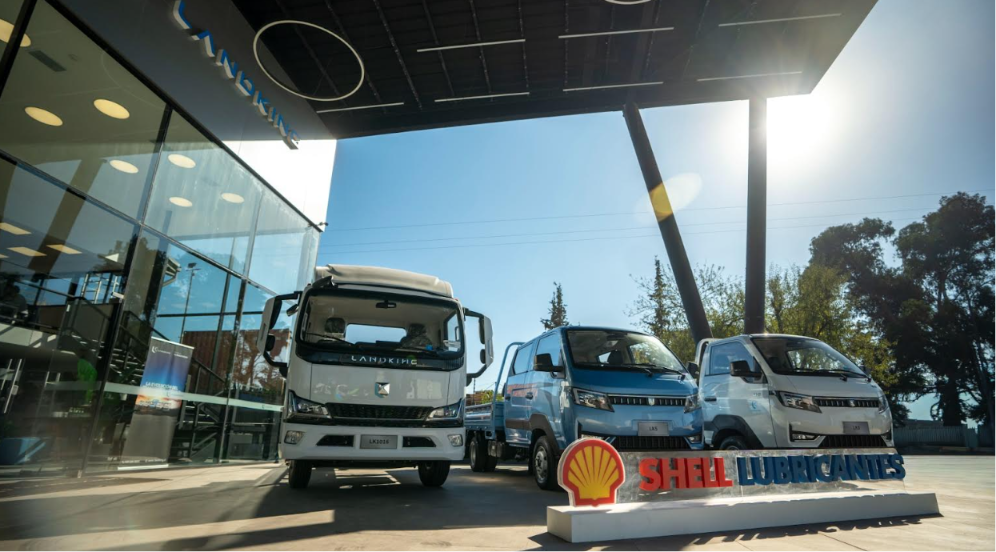 Landking y Shell Lubricantes sellan alianza estratégica para potenciar la postventa y el rendimiento de sus vehículos en Chile