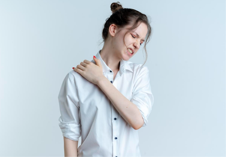 ¿Dolor al levantar el brazo? Podría deberse a una de las lesiones más frecuentes del hombro